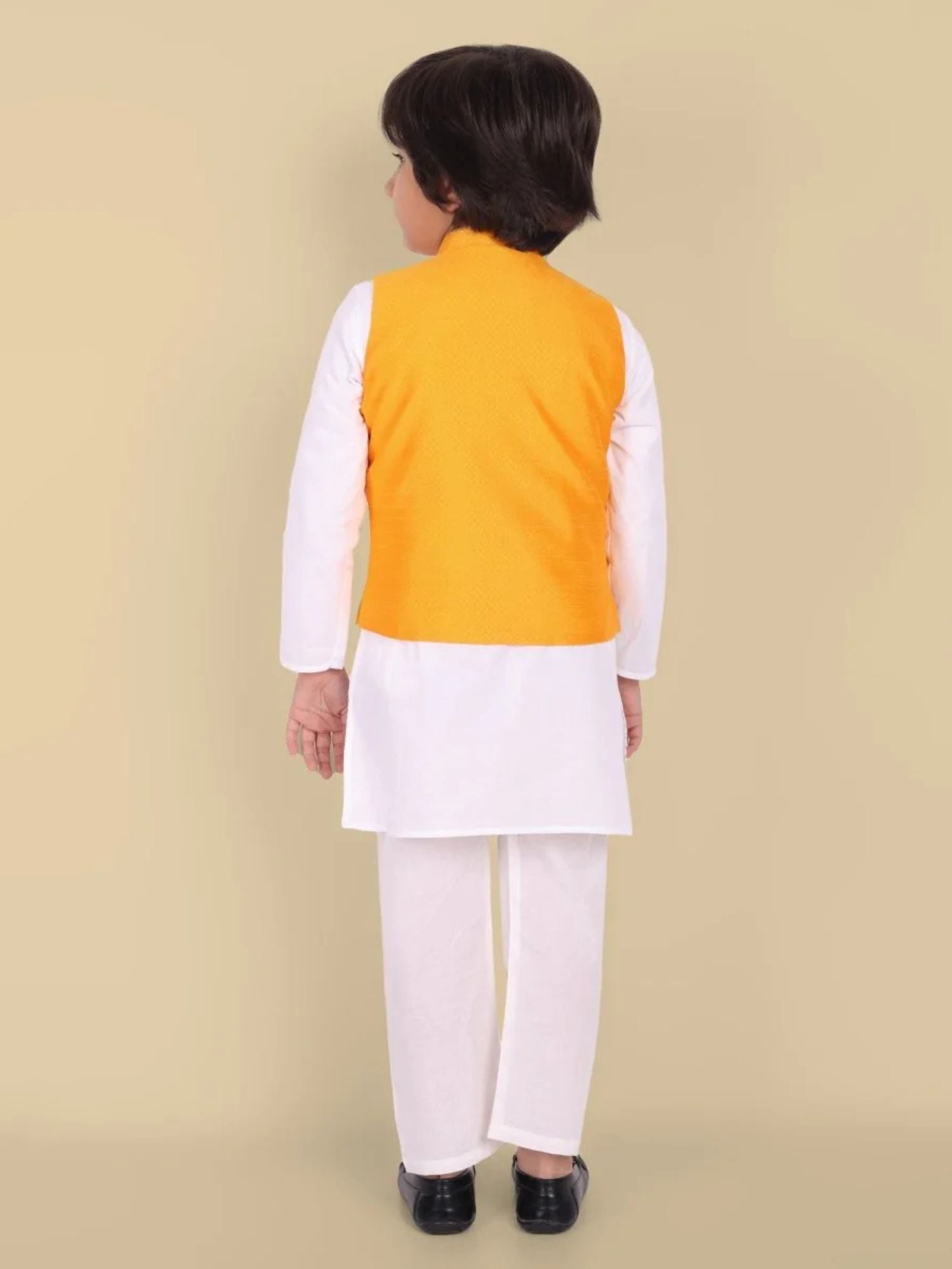 Classic Basic White Kurta & Pajama - Set of 2 - Mera Rang