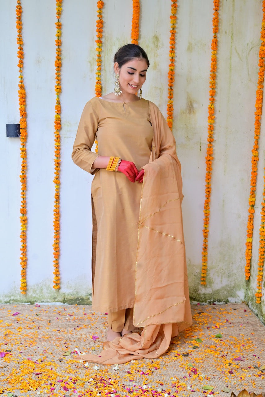 Designer Ethnic Kurta for Women Festive Kurtas Sets Online in