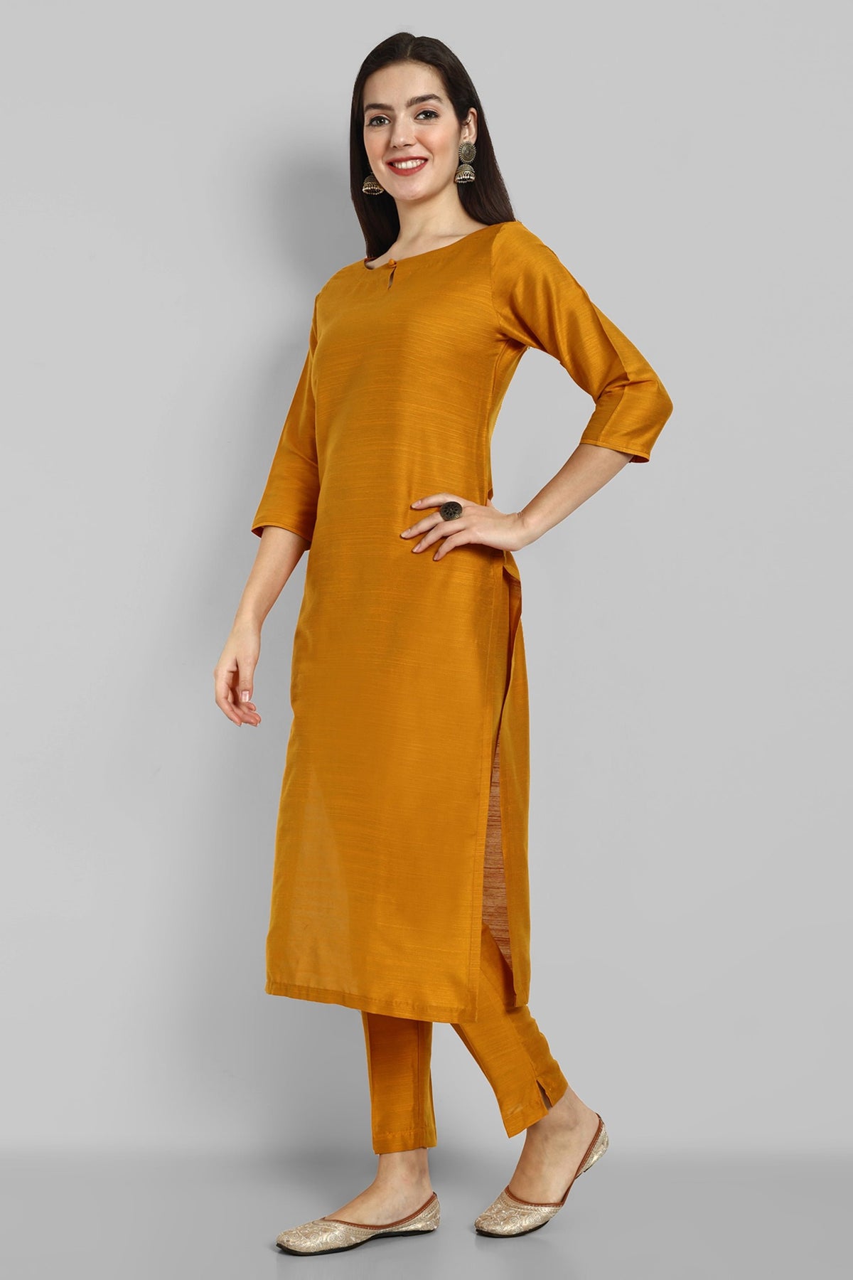 Keyhole Boat Neck Kurta With Trouser - Set of 2