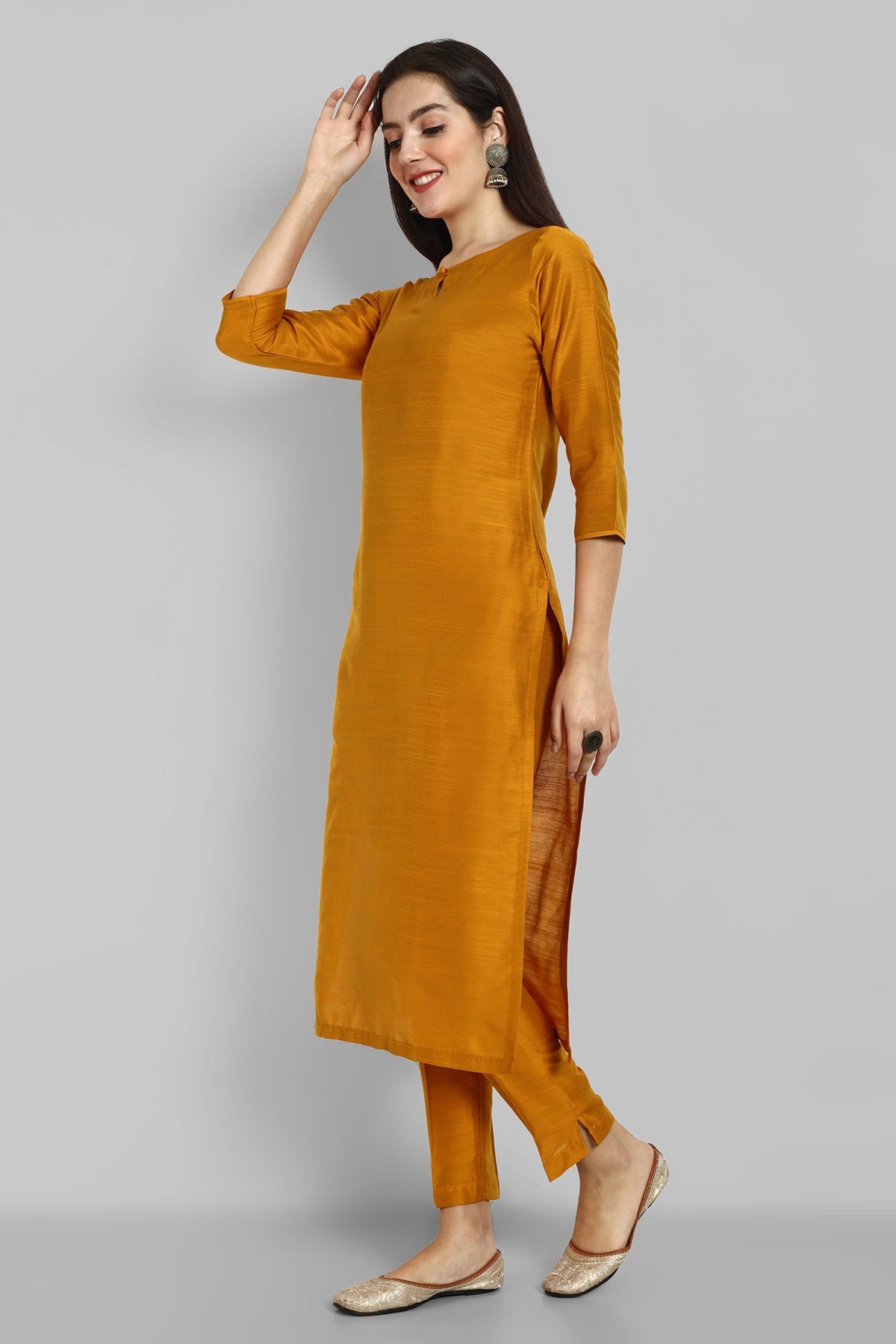 Keyhole Boat Neck Kurta With Trouser - Set of 2