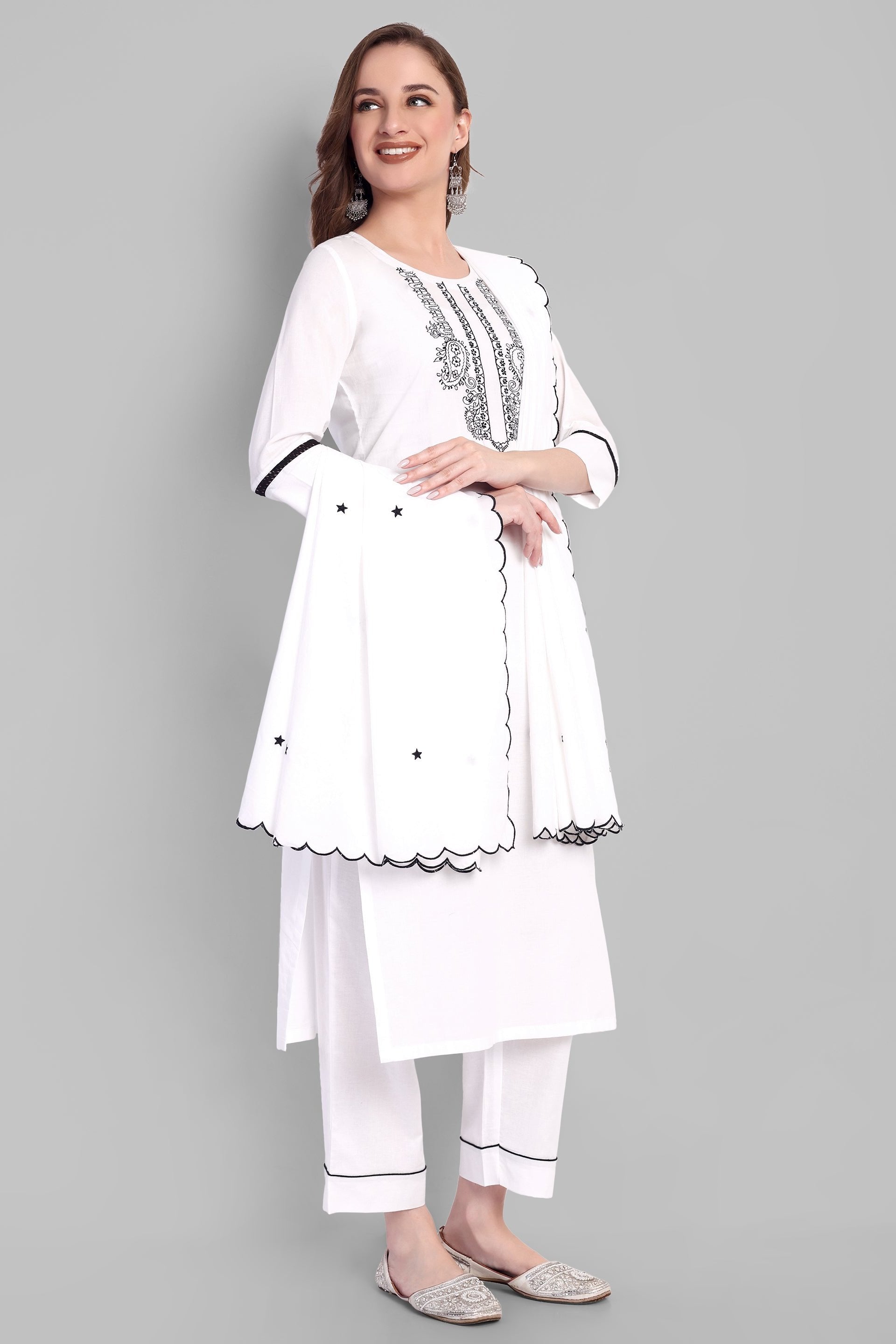 White Embriodery Kurta Pant &amp; Dupatta