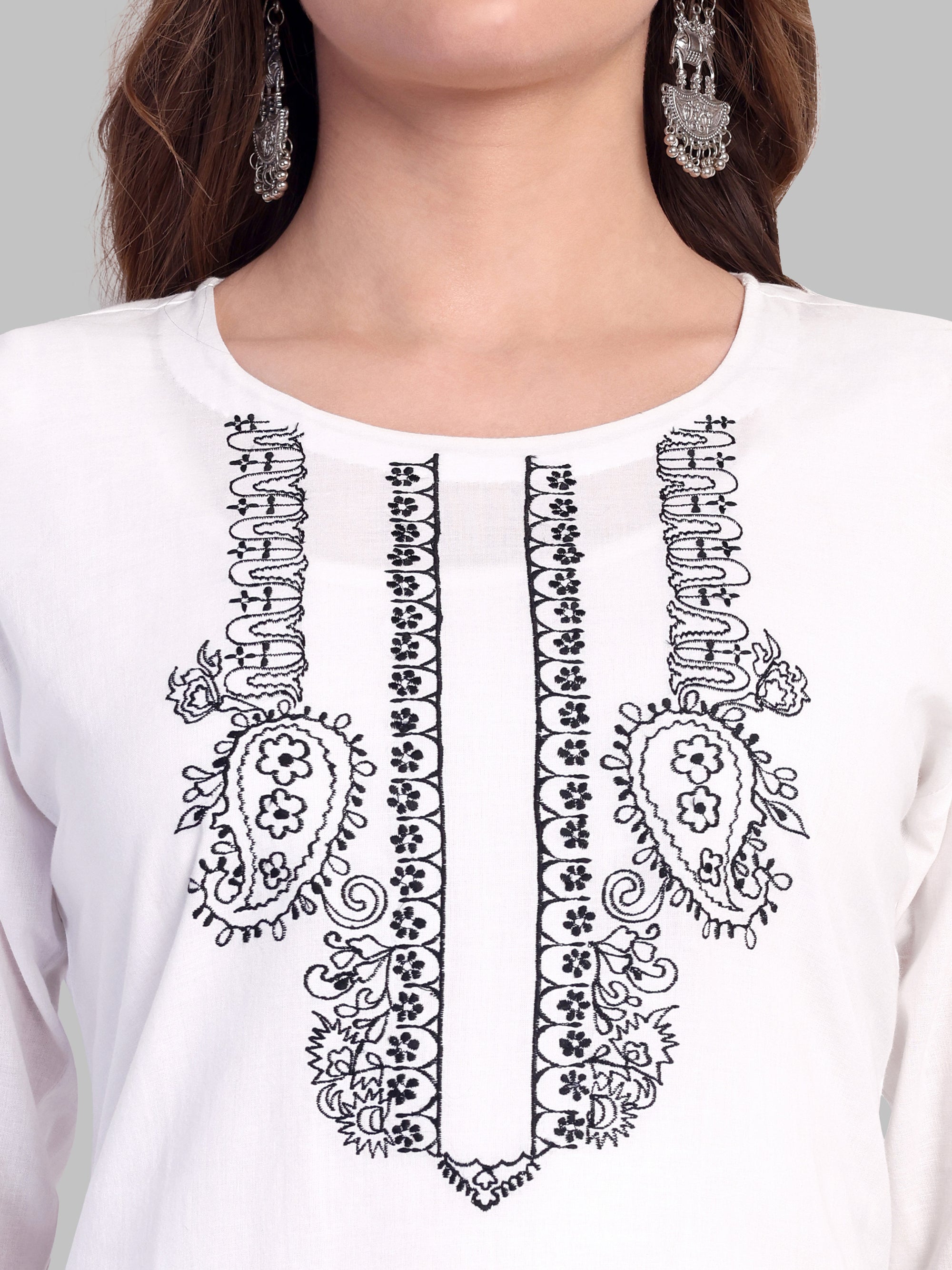 White Embriodery Kurta Pant &amp; Dupatta