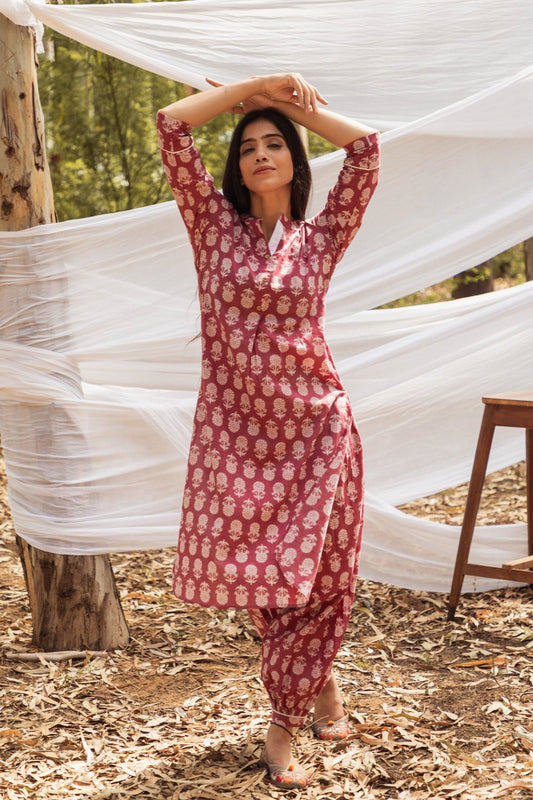 Samiya Asymmetric Elegance: Kurta with Harem Pant - Set of 2